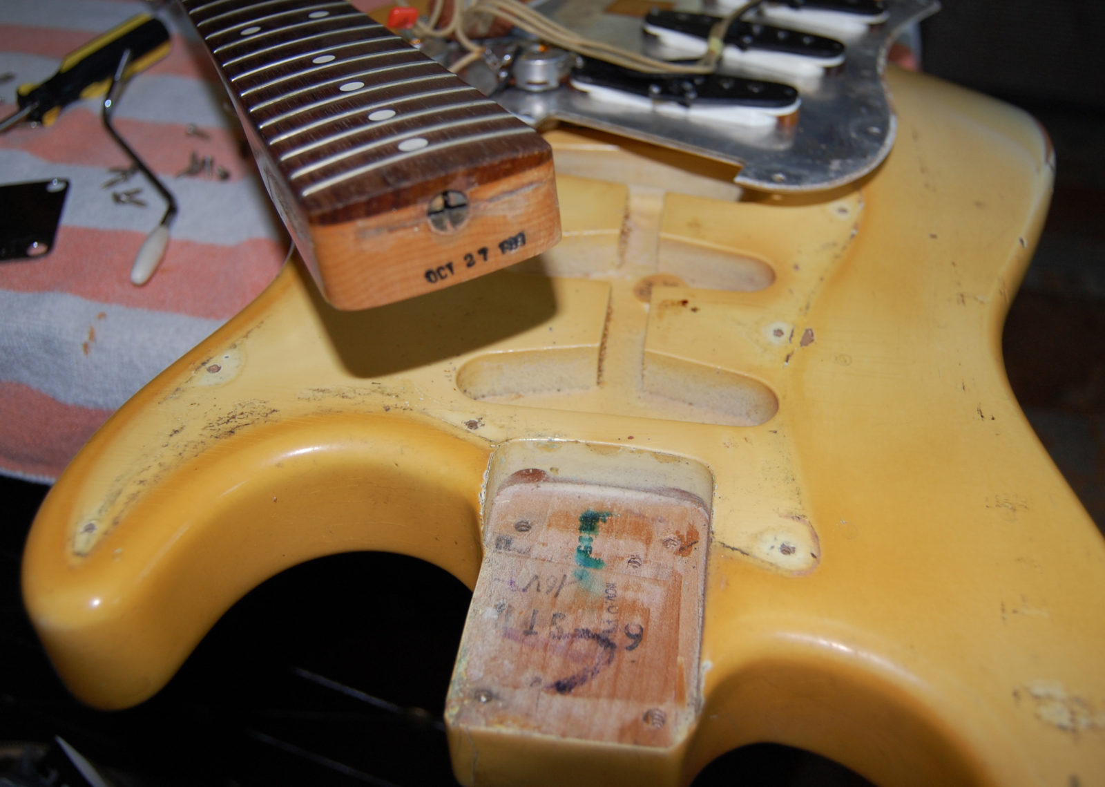 1989 Fender Vintage ’62 reissue . Neck date. Joe The Guitarman