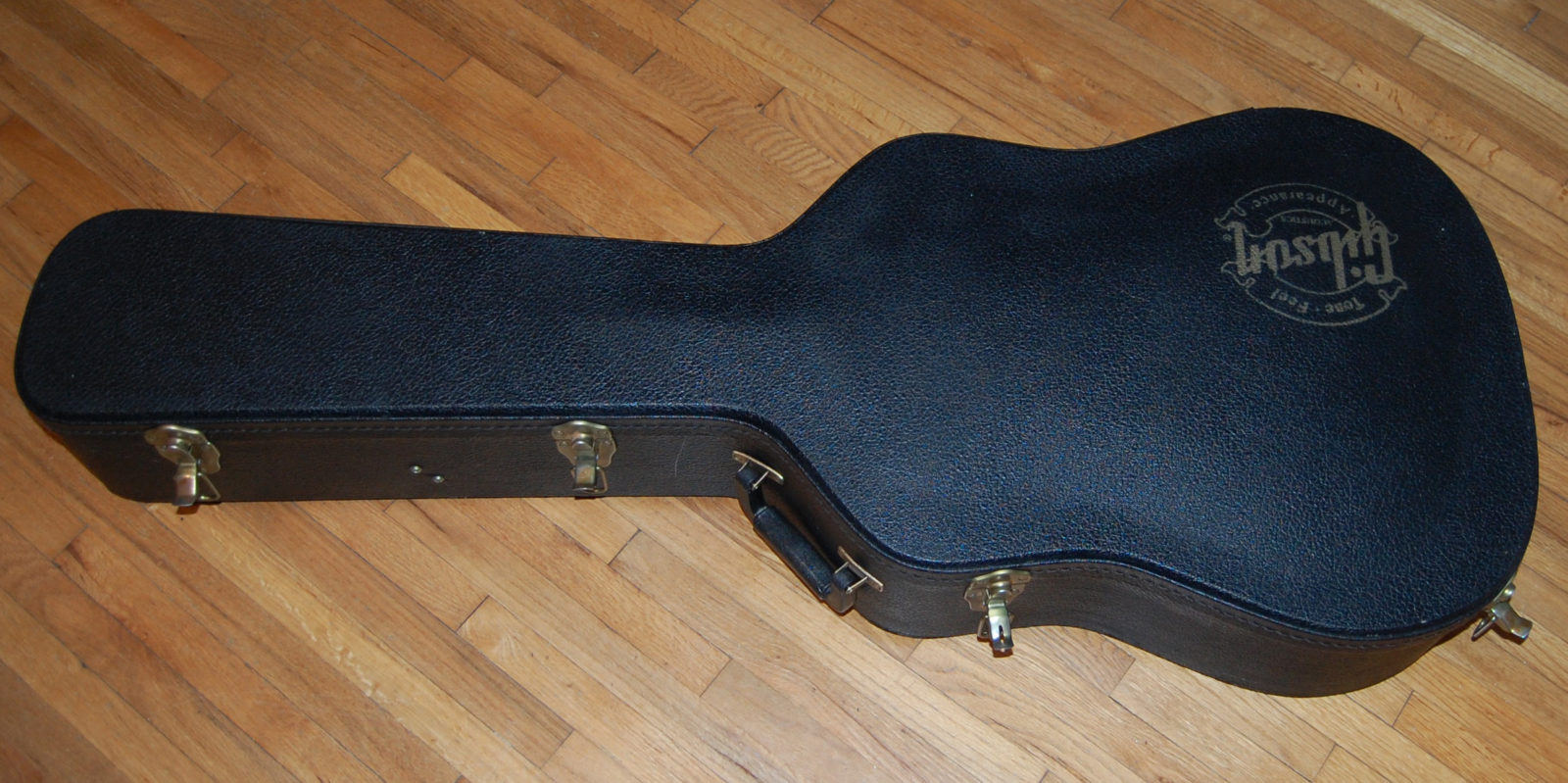 2007 Gibson Custom Shop J45 case Joe The Guitarman